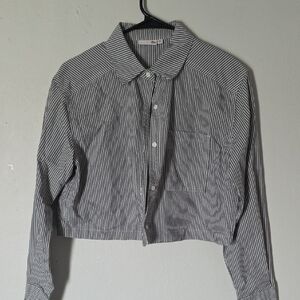 SO Gray And White Striped Cropped Button Down Shirt